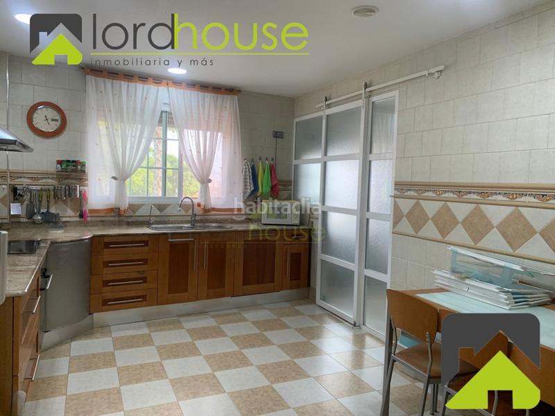 Foto 109dd507-943c-456e-b085-3ad396e0672e. Casa amb aparcament a San José Lorca