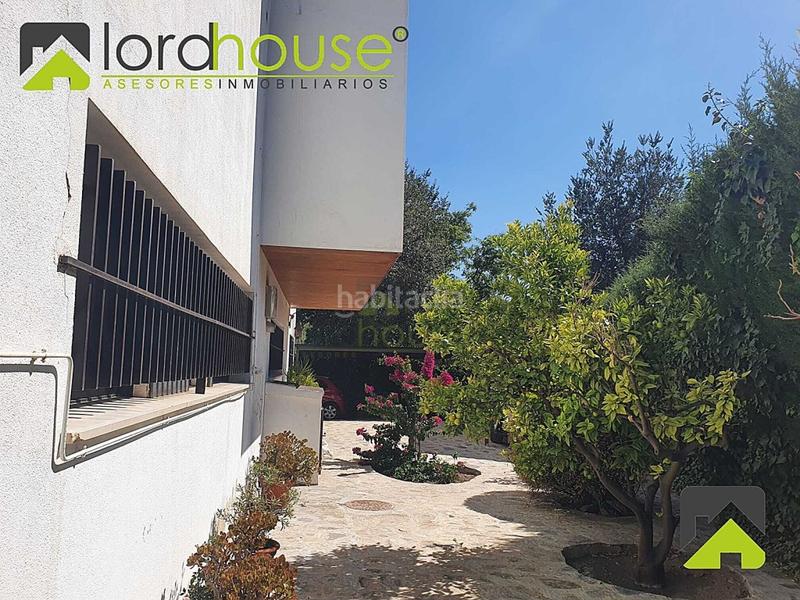 Foto f75f03bc-001a-45d8-ad72-b9c81648275f. Xalet amb aparcament a Sutullena Lorca