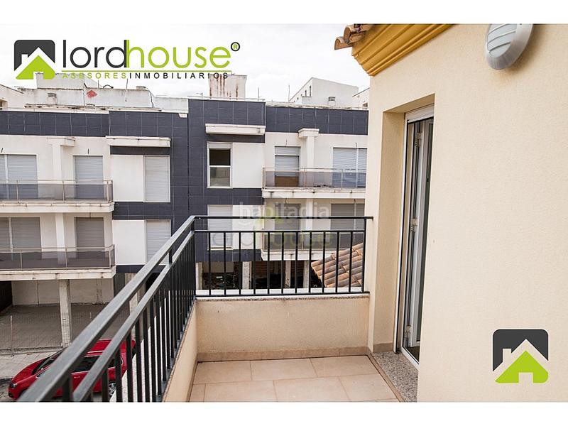 Foto b898ed8b-33dd-4f20-904a-e89c39d95ab0. Duplex avec parking dans San José Lorca