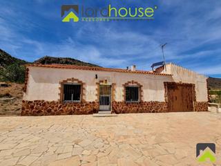 Casa  N/a. 1224. casa cortijo zona zarcilla de ramos.