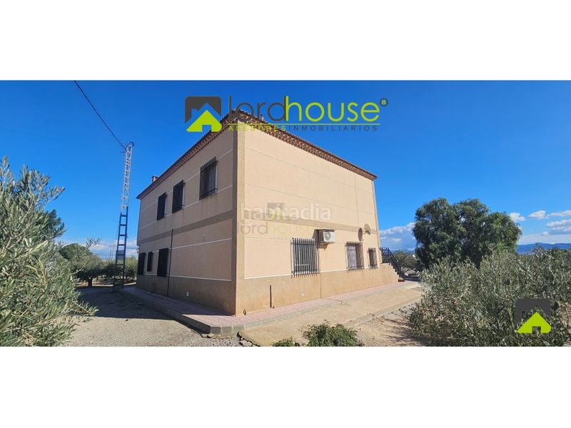 Foto 37e2f37a-ef5d-438d-9c28-8aff33a263f3. Casa amb aparcament a Puerto Lumbreras