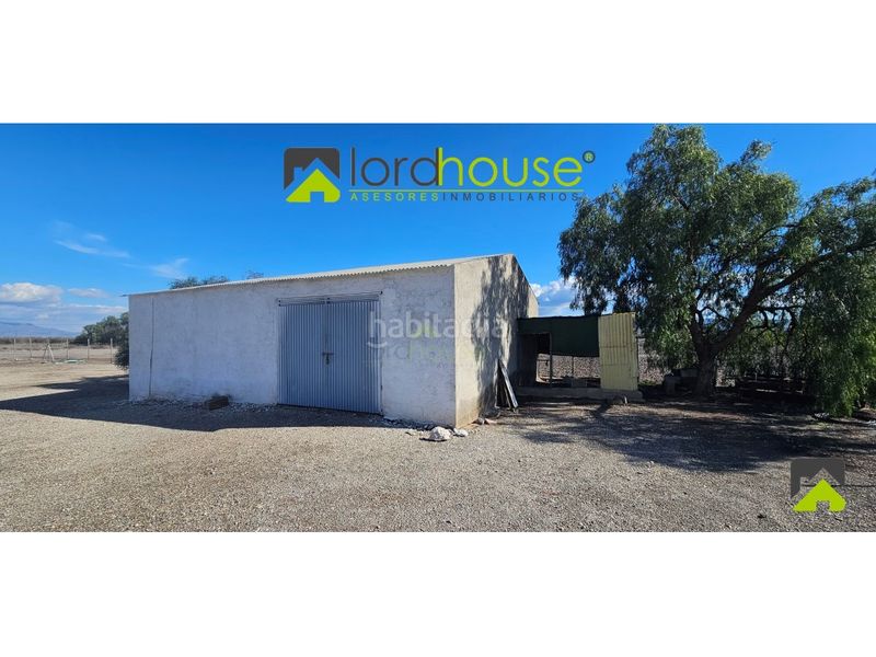 Foto 4ea34fbf-fac0-4f26-97c7-aed3e50c0062. Casa amb aparcament a Puerto Lumbreras