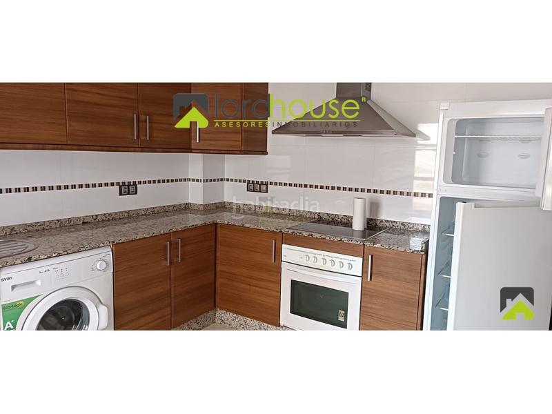 Foto ed456ff9-8659-4371-8318-6a2f4061680a. Dúplex amb aparcament a Almendricos Lorca