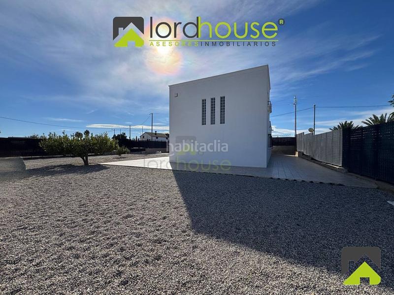 Foto 28016792-d1fc-4acd-8611-d2d3933c73de. Chalet avec parking dans Campillo Lorca