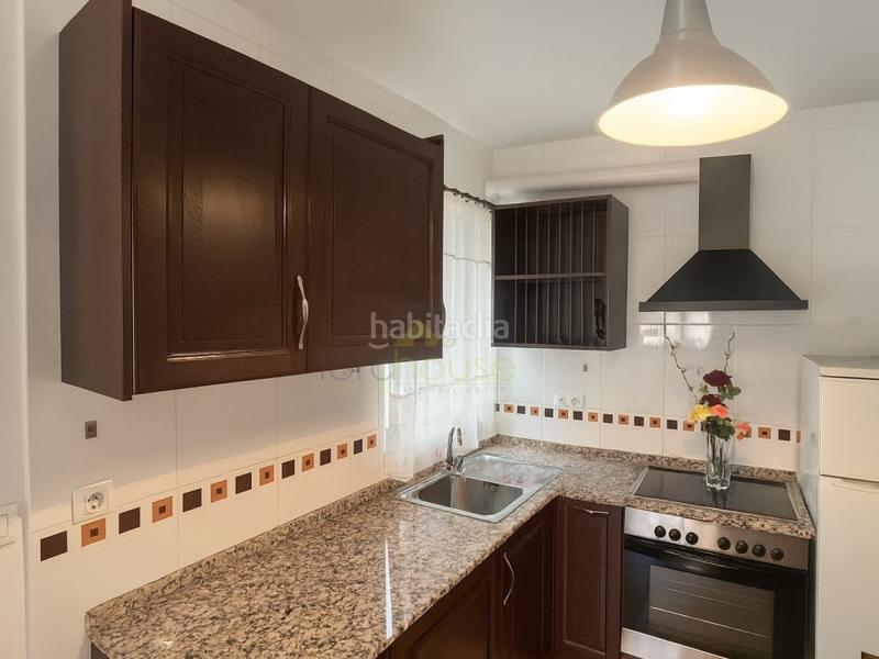 Foto f9c36210-69ce-40b2-b26d-3f272cf0ba36. Apartament amb aparcament a Santiago Lorca