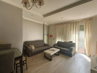 Pis a Calle juan jose mtnez ferra 4. 1350. piso con patio y garaje en san josé