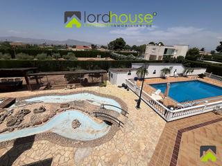 Maison  N/a. 1355. chalet rústico con piscina y apartamento independiente en