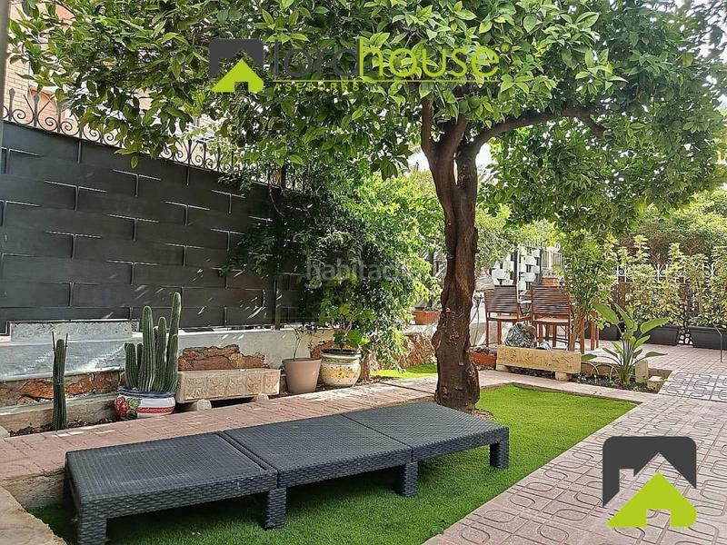 Foto 81bf3ca4-2f1f-4c3c-ade5-064e18a44230. Casa 1369. casa moderna con jardín en alameda de cervantes en Lorca