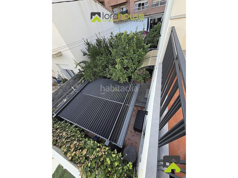 Foto 9446adea-131a-4978-bd98-b5bc94435023. Casa 1369. casa moderna con jardín en alameda de cervantes en Lorca