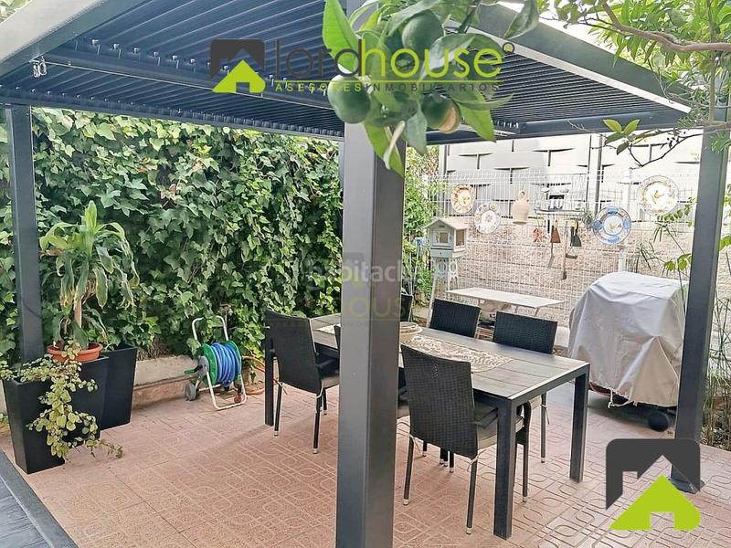 Foto cb27748c-1f66-4a82-9ea3-ac639d603ed0. Casa 1369. casa moderna con jardín en alameda de cervantes en Lorca