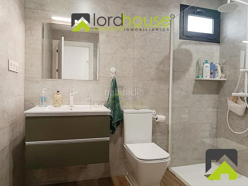 Foto ed583fe3-6d53-4cde-a4a6-8d1c6decb15c. Casa 1369. casa moderna con jardín en alameda de cervantes en Lorca