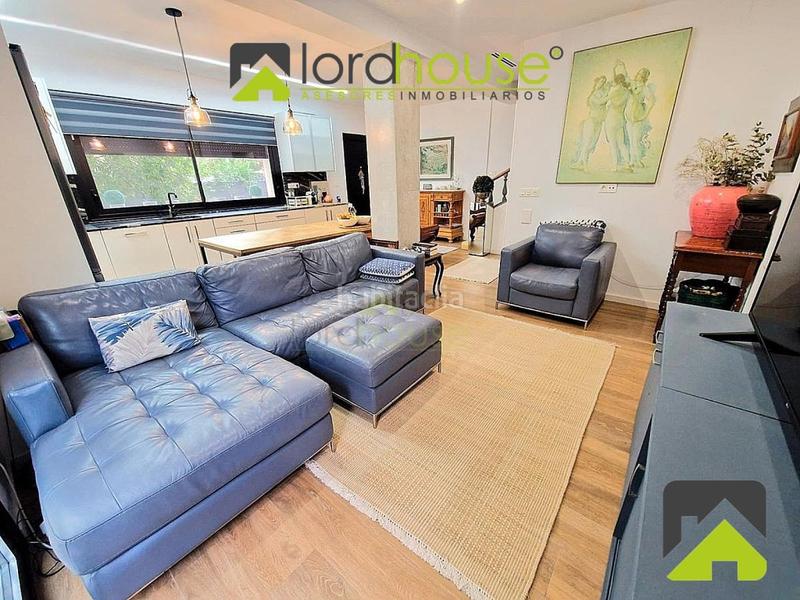 Foto eed91aa6-4d41-4a7e-a6fe-bfec01250d56. Casa 1369. casa moderna con jardín en alameda de cervantes en Lorca