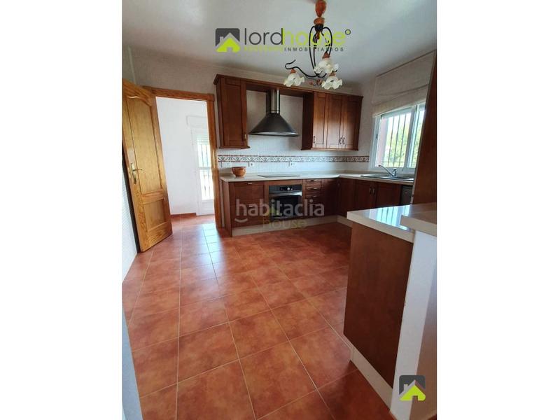 Foto 686eaf74-3866-453b-88ce-e2023bd70cba. Casa amb aparcament a La Tova Lorca