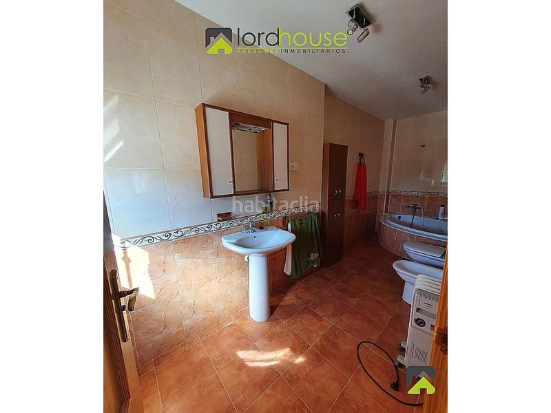 Foto 78d1d8c5-7a7a-47c2-8138-e1ab88086bdd. Casa amb aparcament a La Tova Lorca