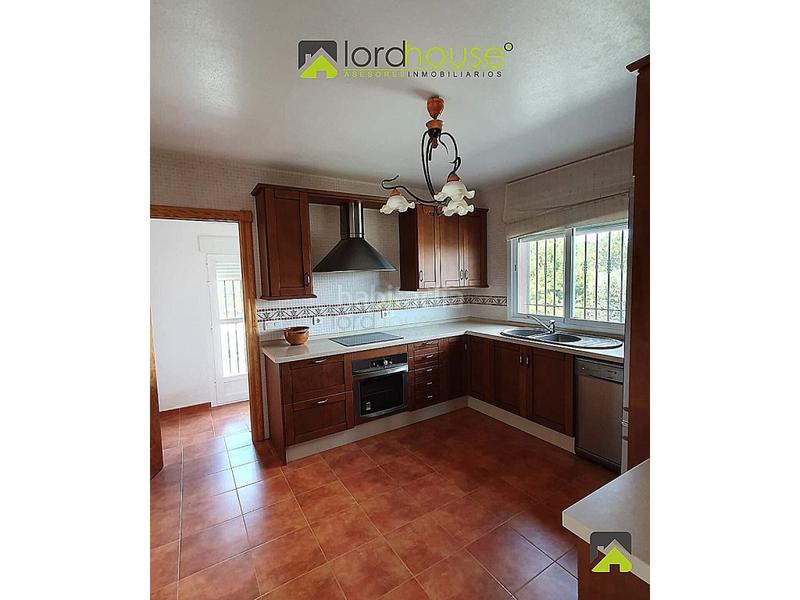 Foto 83a82e2e-4b3d-4962-9f94-a0bdbbf1013a. Casa amb aparcament a La Tova Lorca