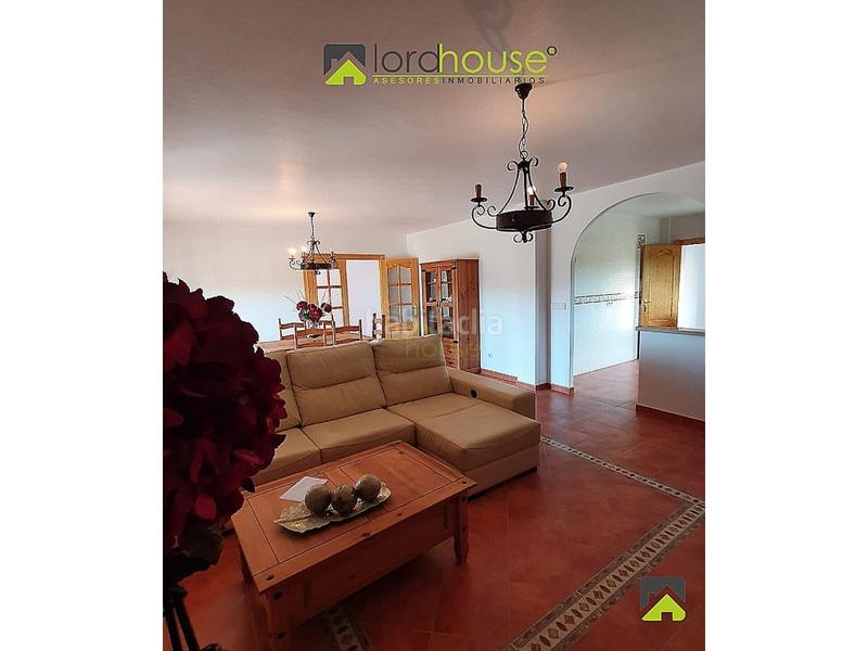 Foto dfe76d2f-a582-4233-8b7e-e1aa1744236d. Casa amb aparcament a La Tova Lorca