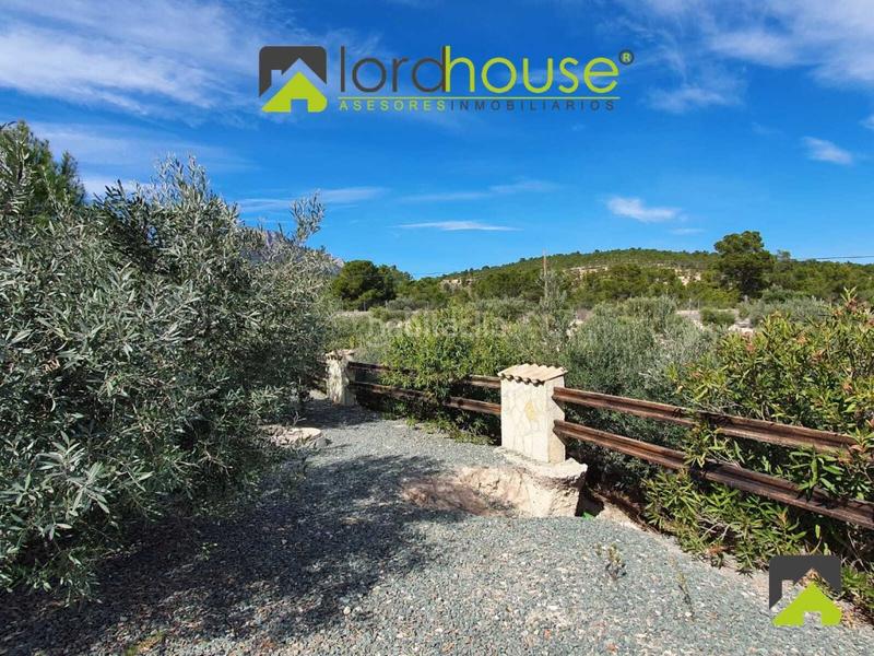 Foto ebcc0fec-afa1-4858-ba3c-25ed68a7abcc. Casa amb aparcament a La Tova Lorca