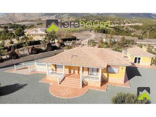 Casa  N/a. 1370. chalet en la parroquia, lorca  400 m, parcela de 20.000 m