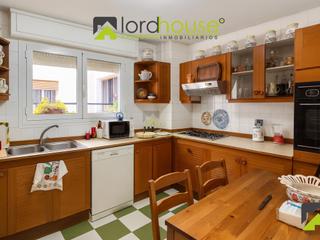 Pis  Calle musso valiente. 1379. piso amplio 4 dorm centro lorca  145 m  ascensor y traster