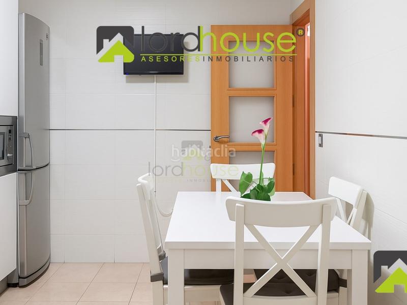 Foto f598b8aa-5a26-4e95-ba7b-b10f79cd4a5f. Pis amb aparcament a San José Lorca