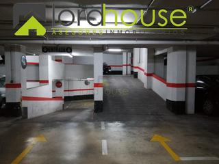 Parking coche  Alameda de cervantes. 1392. plaza de garaje en alameda de cervantes, junto al óvalo