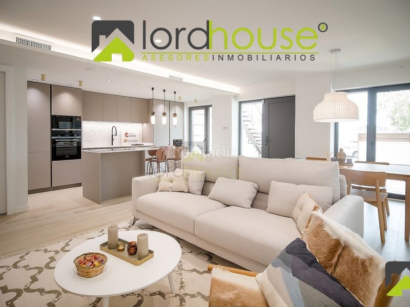 Foto 1510c7c0-bcbb-43b0-beb9-7f93c23bcb37. Casa amb aparcament a Pilar de la Horadada ciudad Pilar de la Horadada