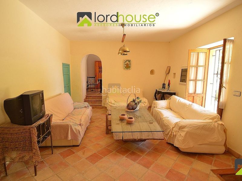 Foto 009ce244-b104-40c7-938a-b5226edb2c13. Casa amb aparcament a Águilas