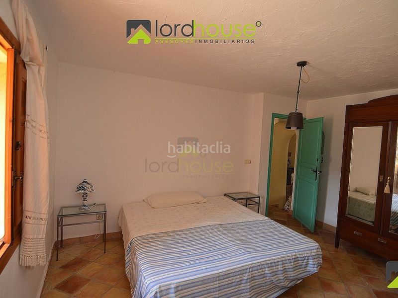 Foto 0a8c7c47-9859-4a9f-91e9-39039d59818d. Casa amb aparcament a Águilas