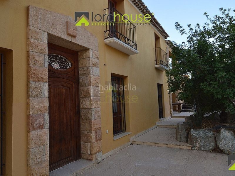 Foto 42318dce-3c82-4ac5-9126-2523a2a3f33d. Casa amb aparcament a Águilas