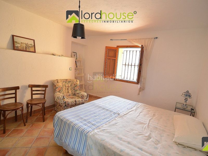 Foto a69f91f6-ec42-4660-8675-2ef6c215b2a4. Casa amb aparcament a Águilas
