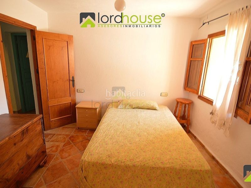 Foto cf281eb2-4b6d-4de6-9988-819c91c63a32. Casa amb aparcament a Águilas
