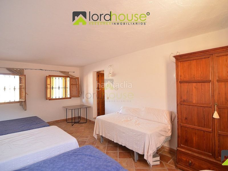 Foto fda2f7fa-563d-44ca-aa2d-1d077c5c0778. Casa amb aparcament a Águilas