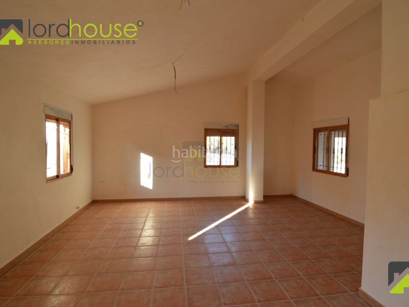 Foto 8ca355d1-6a0d-4e1c-93e6-55274ff023d3. Casa amb aparcament a Tébar - Los Arejos Águilas