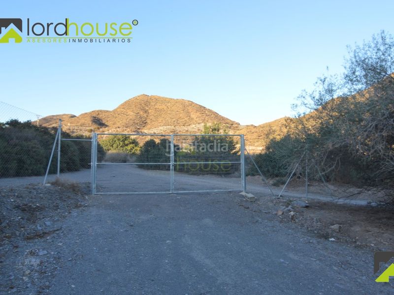 Foto f05a6800-8c18-4e64-bac5-c10996eec0f3. Casa amb aparcament a Tébar - Los Arejos Águilas