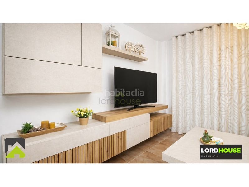 Foto 5e96e344-f292-4a6d-930f-8061248072a8. Casa amb aparcament a Purias Lorca