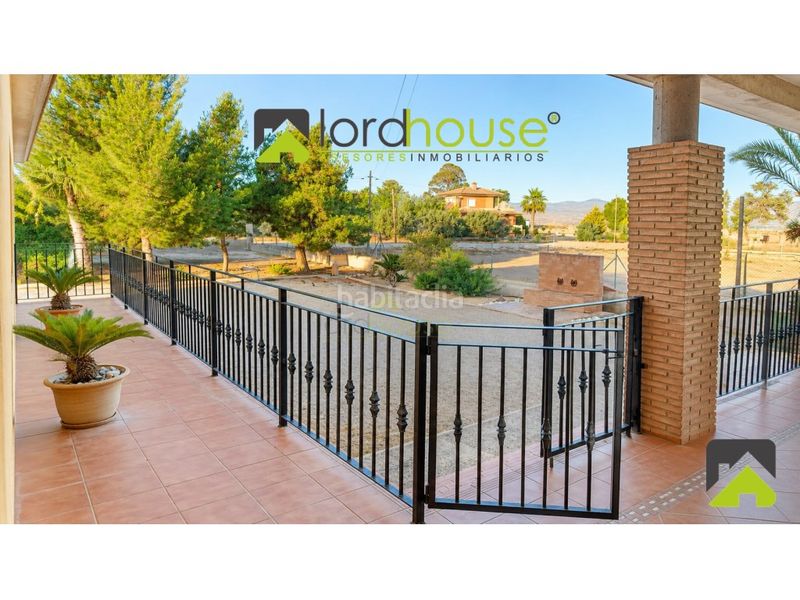 Foto b62605fc-76d0-4854-be93-f7378674ef17. Casa amb aparcament a Cazalla Lorca