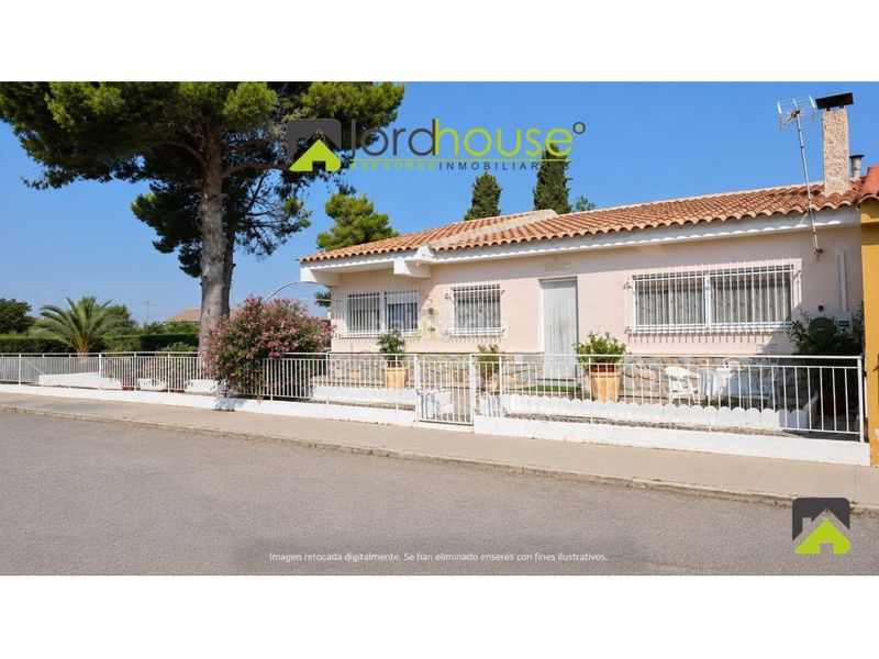 Foto 07554088-fbef-4b07-9c62-1ca92675939e. Casa amb aparcament a Aguaderas Lorca