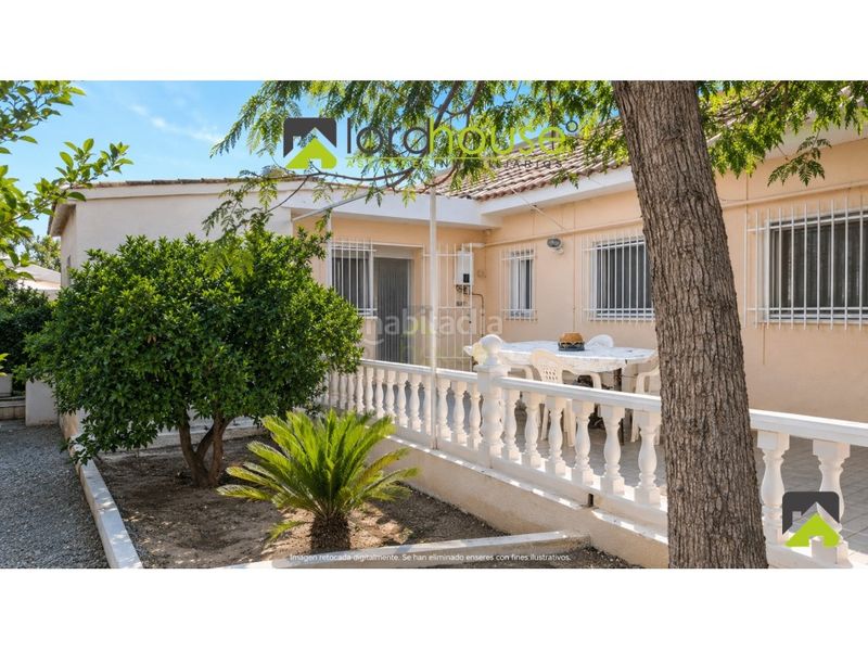 Foto f06f8bb2-07ac-4750-b7e6-f9b5cbe4f751. Casa amb aparcament a Aguaderas Lorca