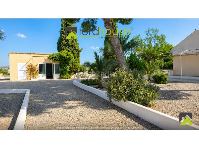 Foto f86b70bb-d7ab-4e1d-b1bb-bb76add0a892. Casa amb aparcament a Aguaderas Lorca