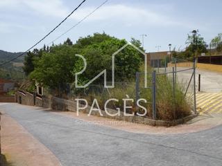Terreny residencial  Del calvari. Solar urbano en venta en centro de la población de poboleda