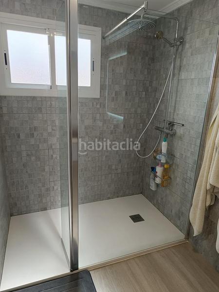 Foto 62ed14fc-4a63-4f5f-8a1c-33202d03bbe2. Casa adossada amb calefacció aparcament piscina a Cambrils