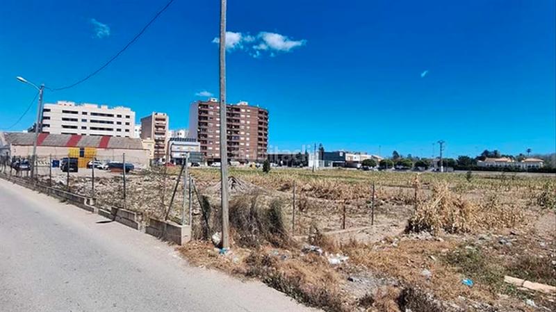 Foto 13ed5445-0c0a-4be1-ba67-97397d264d06. Wohngrundstück in Oliva pueblo Oliva