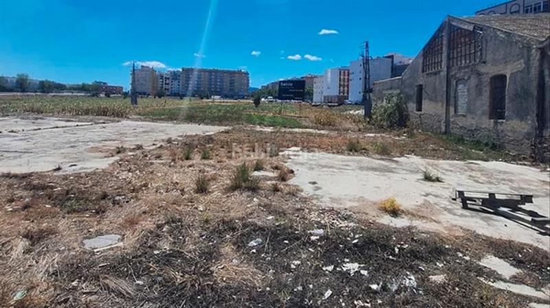 Foto 61867f02-f1e7-4818-bbc4-8a5650361c02. Wohngrundstück in Oliva pueblo Oliva