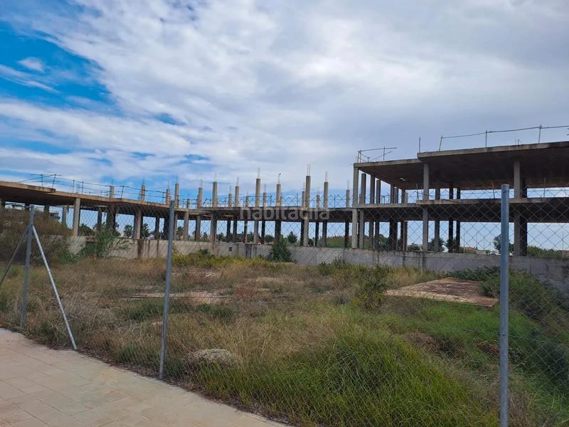 Foto 08cc4aed-64a4-44cd-b3ac-7e62b580df78. Terreno residencial obra parada en Almenara