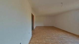 Pis  Cv-163. Casa en culla