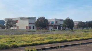 Terreny residencial  Carrer miguel gomis. Obra parada en carcer