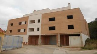 Terreno residencial  Calle hornerico. Obra parada en pedralba
