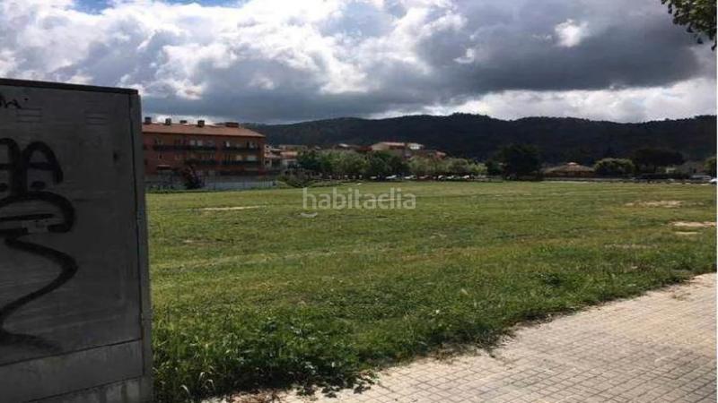 Foto ee54bf2e-0304-414e-85a2-6a50ba3b80ab. Residential plot in Llinars del Vallès
