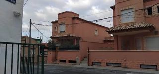 Wohngrundstück  Calle naranjo. Obra parada en bigastro