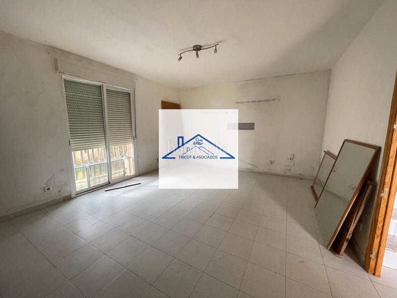 Foto 3027273c-9e12-457a-9c84-f91bba1e6454. Casa bifamiliare con riscaldamento in Novés